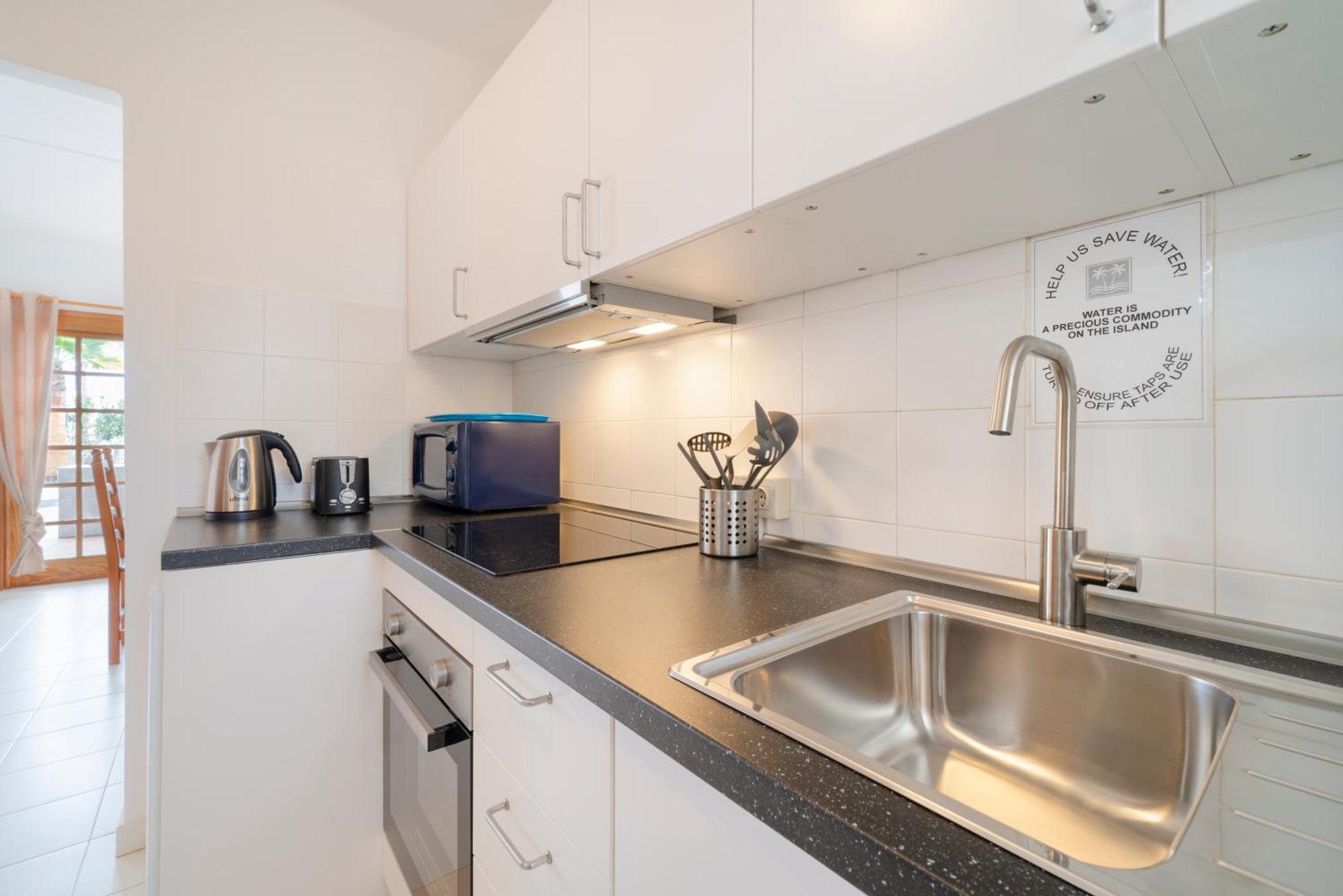 Lanzahost Casita Bastian 19 Apartment Costa Teguise Ngoại thất bức ảnh